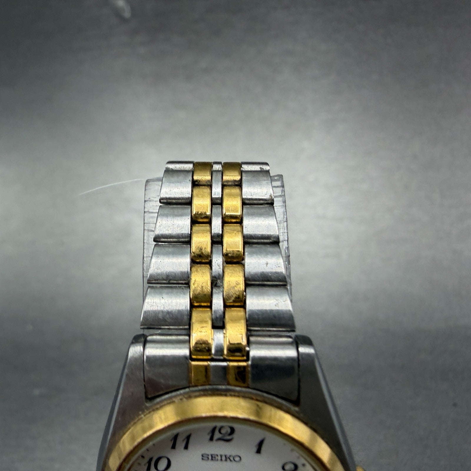 Seiko Watch Women 24mm White Dial Two Tone Daydate 7N83-0011 New Battery Round4
