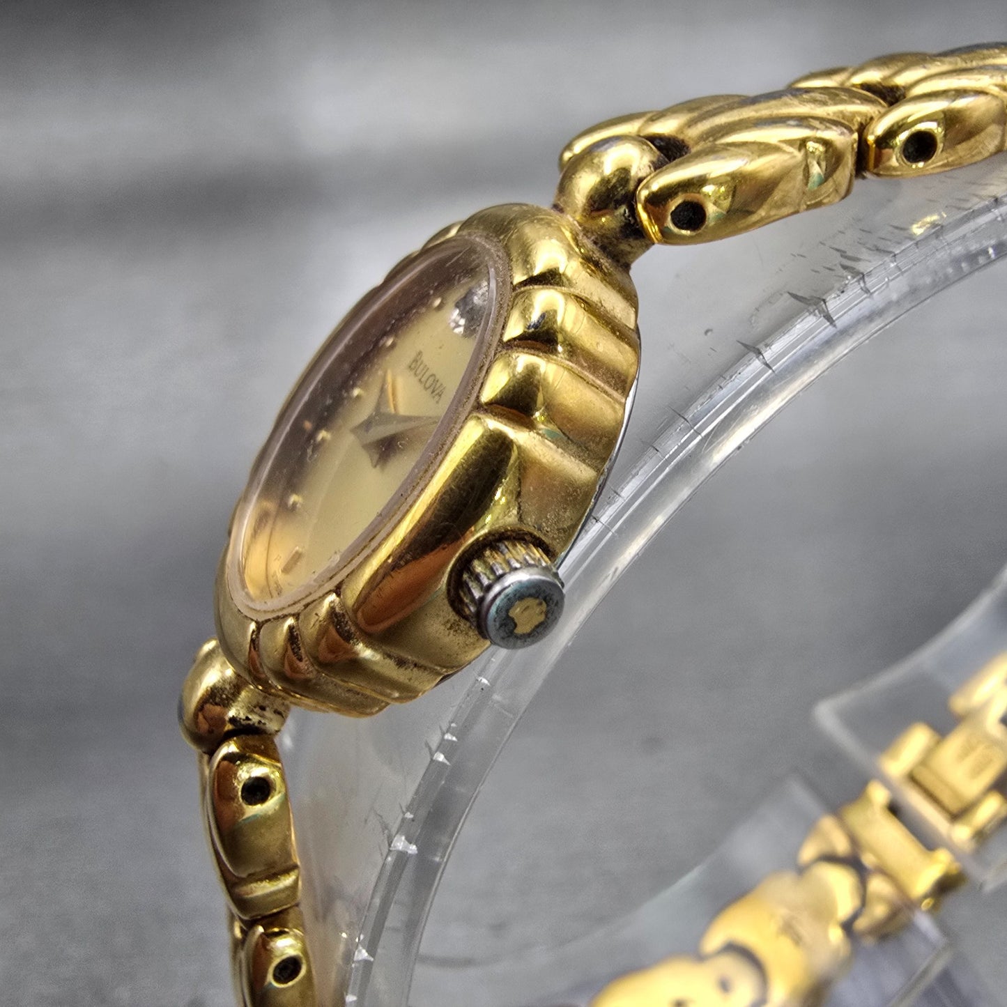Bulova Watch Women 16mm Gold Dial Gold Tone Oval Diamond Accent New Battery VTG2