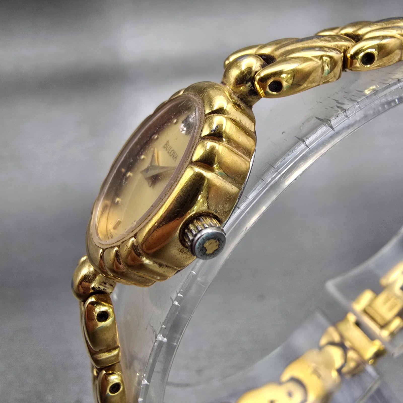 Bulova Watch Women 16mm Gold Dial Gold Tone Oval Diamond Accent New Battery VTG2