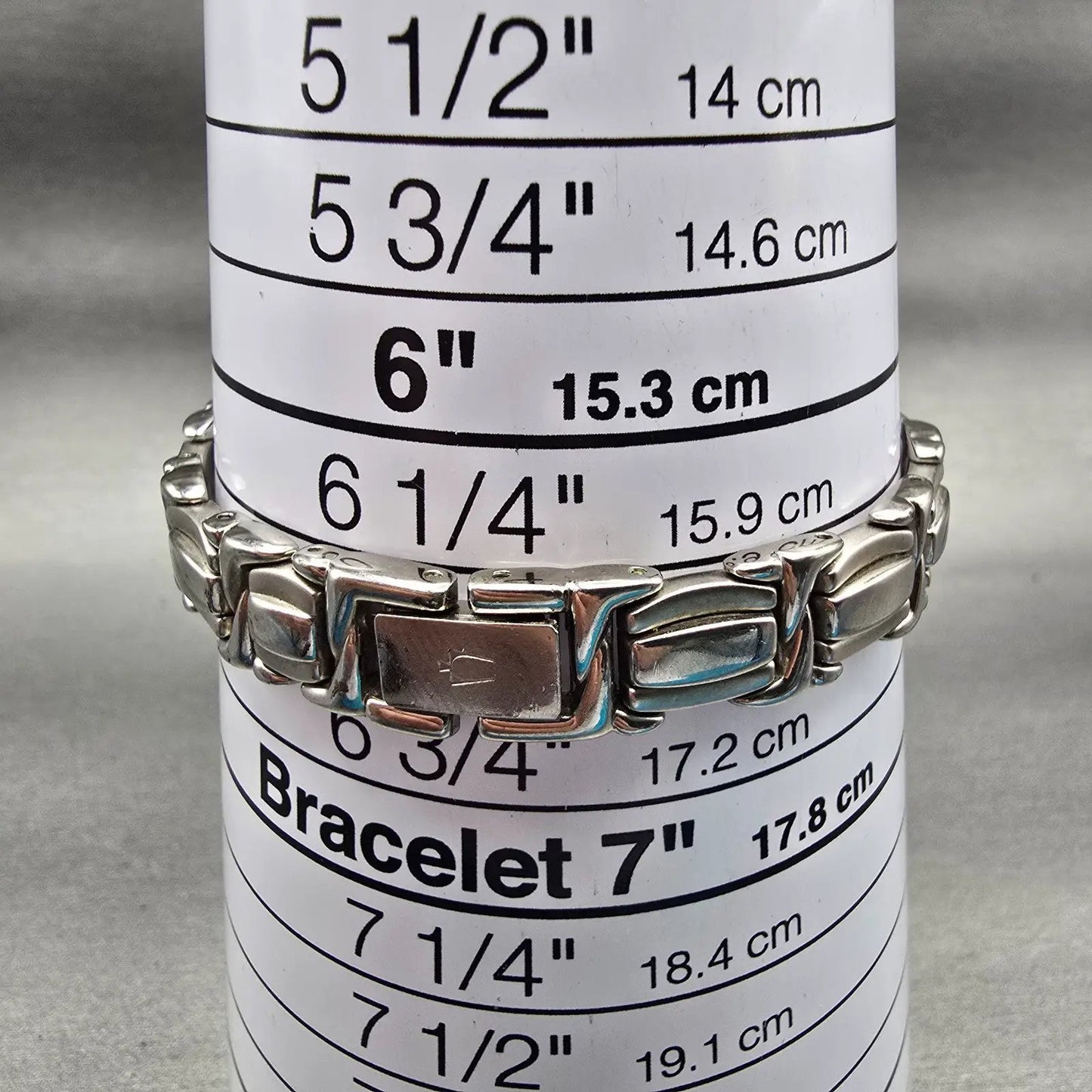 Bulova Watch Women 19mm MOP Dial Silver Tone Round 96L90 New Battery Bracelet9