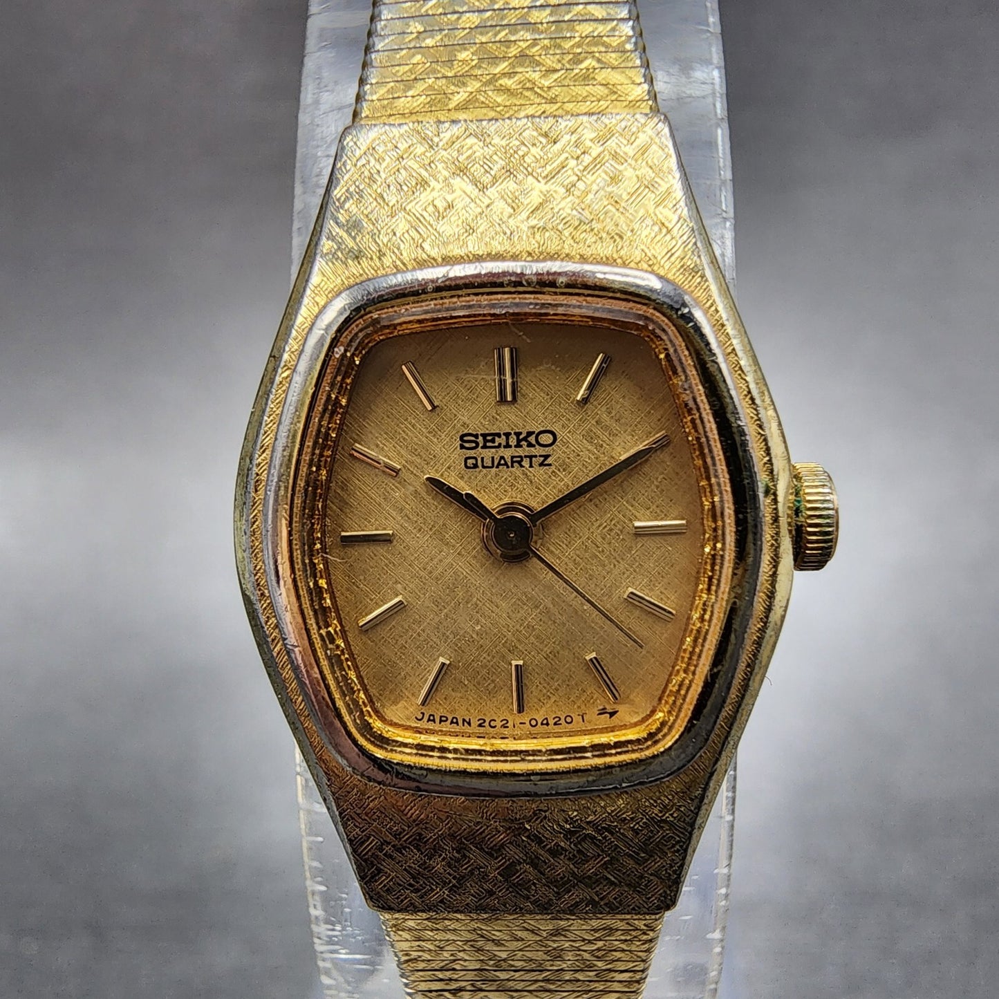 Seiko Watch Women 25mm Gold Dial Gold Tone Hexagon 2C215149 New Batt B123 VTG1