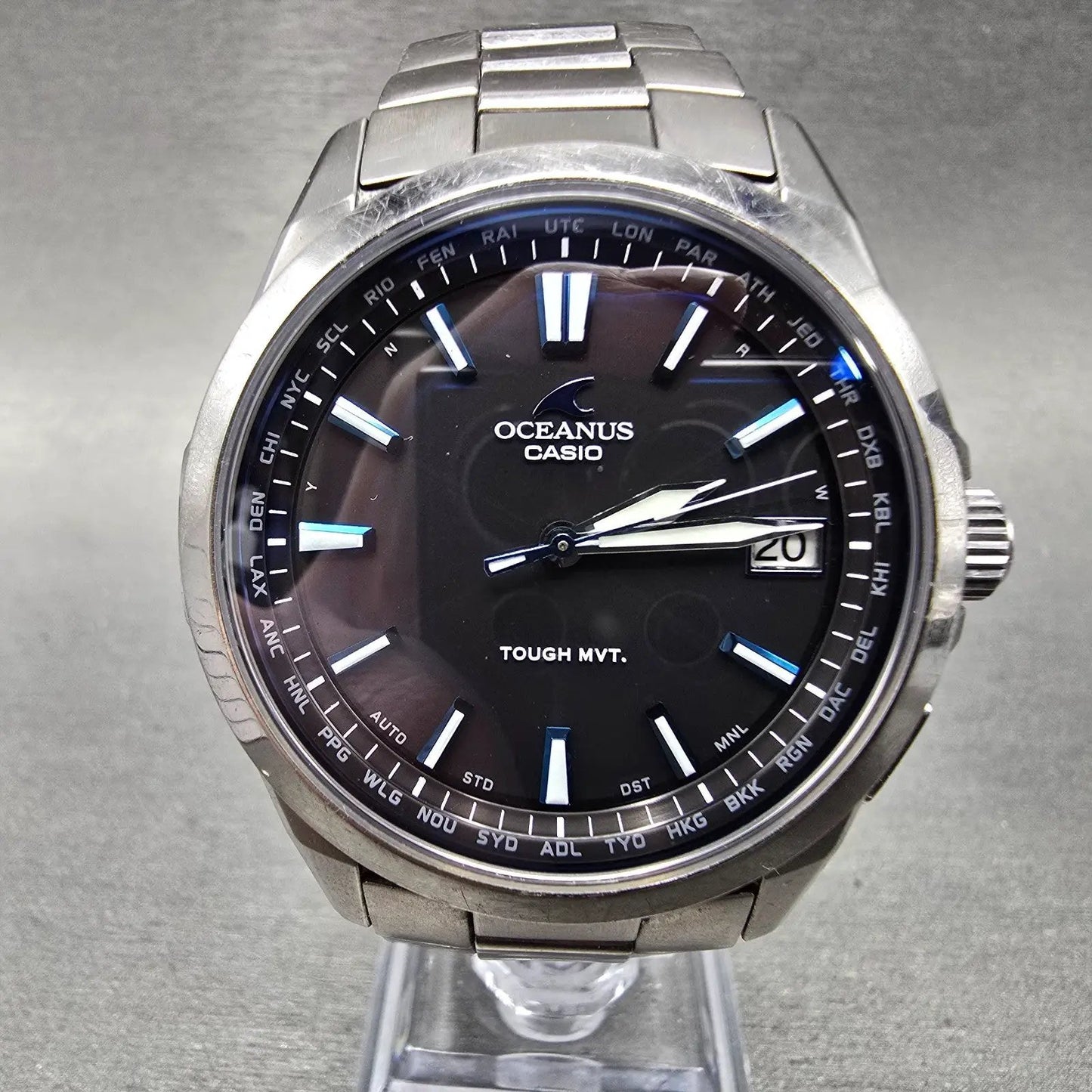 Casio Oceanus OCW-S100 Watch Men 40mm Black Dial Titanium Date Solar Round Runs0