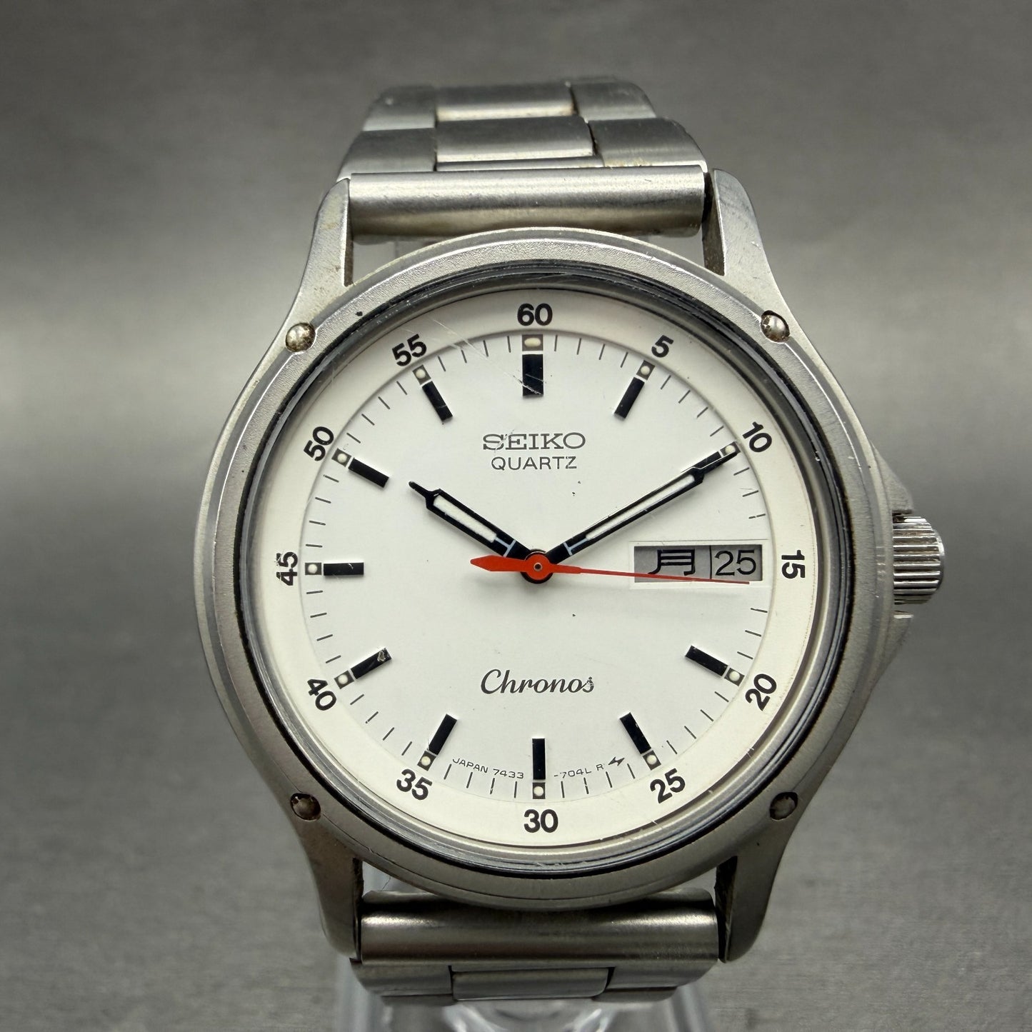 Seiko Chronos Watch Men 34mm White Dial Silver Tone Daydate 7433-7030 NewBattery0