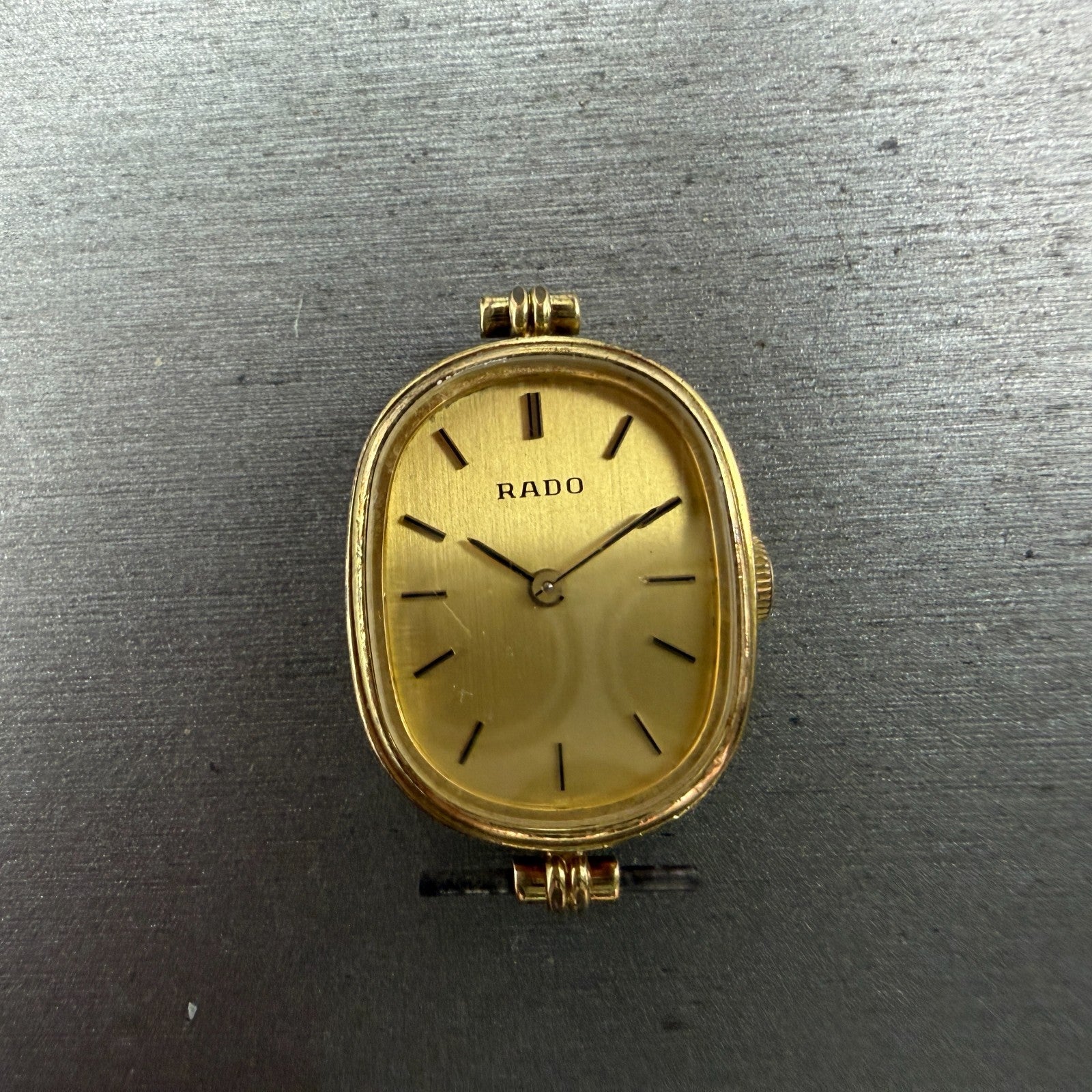 Rado Watch Women 20mm Gold Dial Gold Tone Oval Manual Wind Runs 332.7743.20