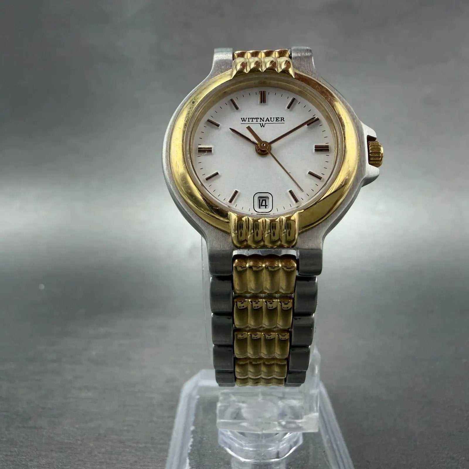 Wittnauer Watch Women 25mm White Dial Two Tone Date Round 9565 New Battery5