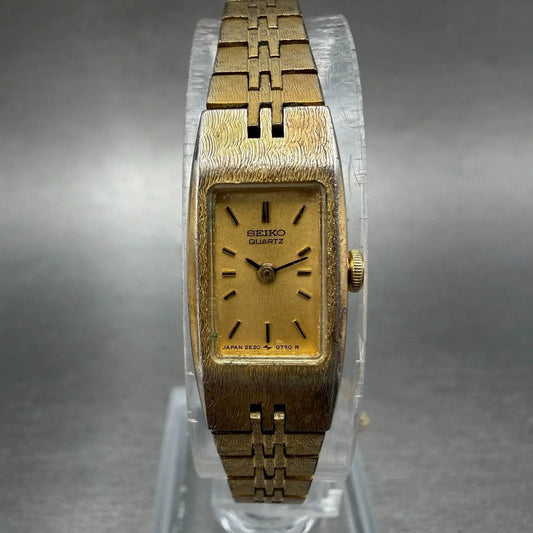 Seiko Tank Watch Women 12mm Champagne Dial Gold Tone 2E20-5559 New Battery VTG0