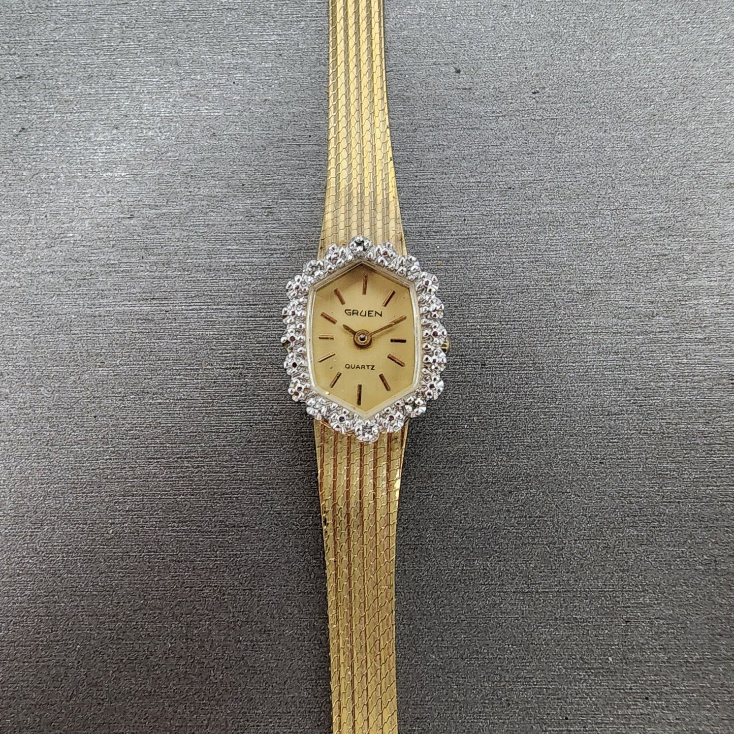 Gruen Watch Women 14mm Gold Dial Gold Tone Hexagon Diamond Bezel READ!! New Batt0