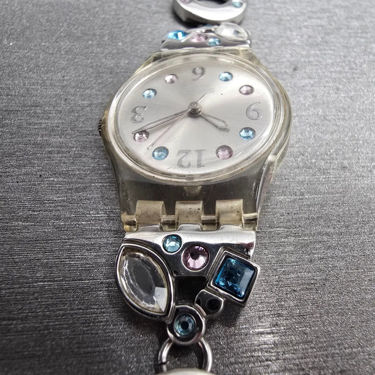 Swatch Menthol Tone Watch Women 25mm Silver Dial Clear Case LK292G New Battery 57