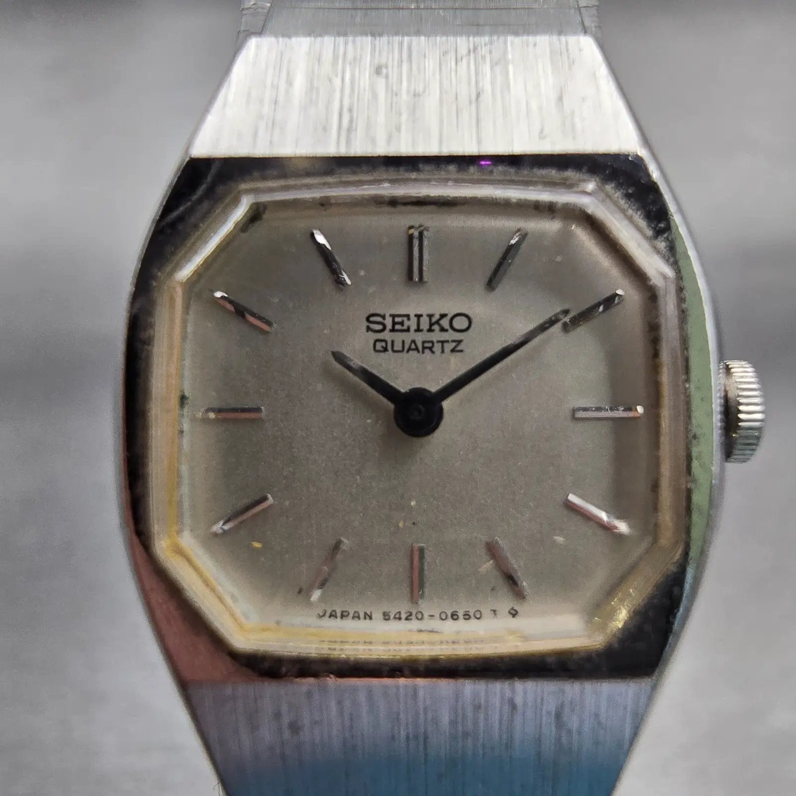 Seiko Watch Women 19mm Silver Dial Silver Tone Oval 5420-5320 New Battery VTG1