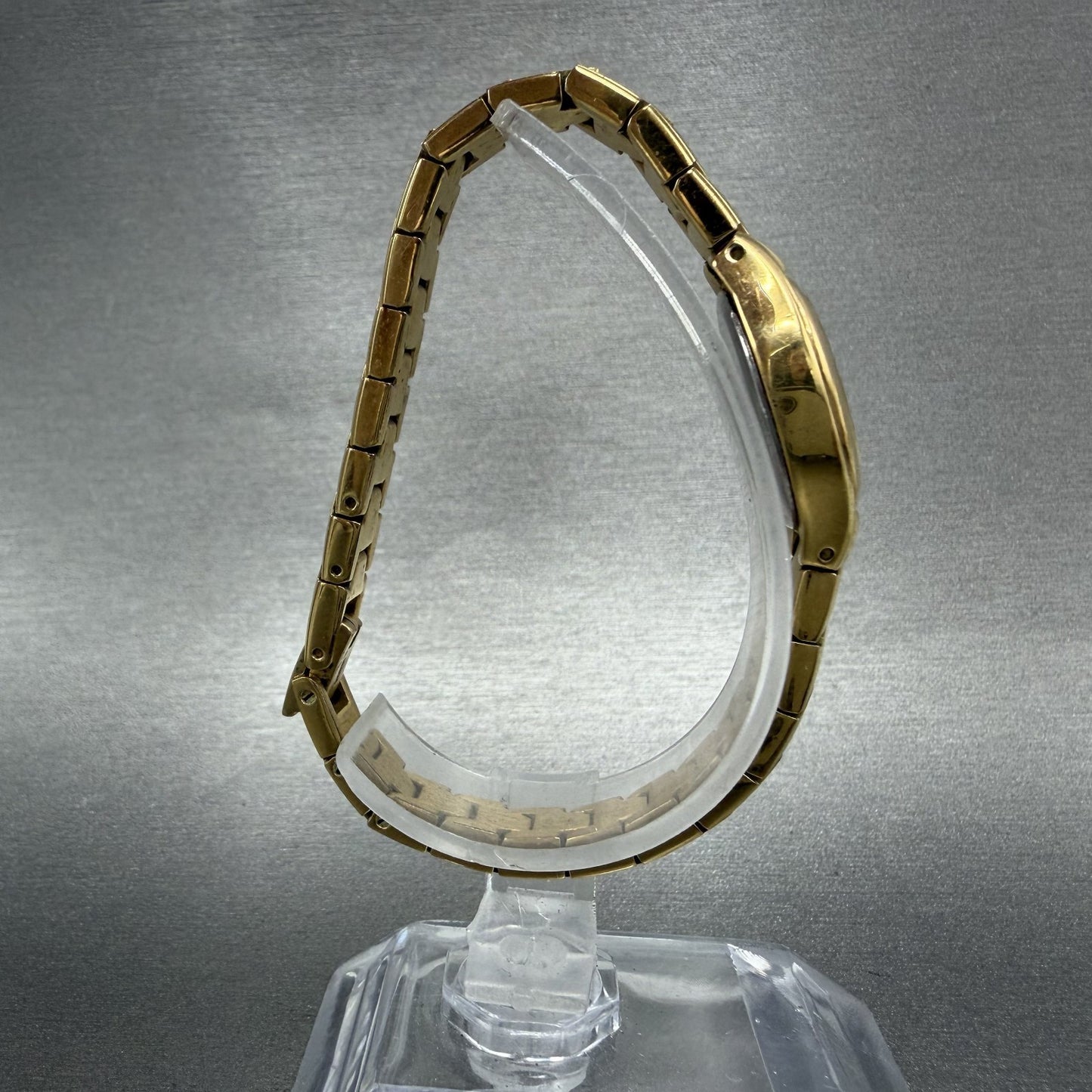Elgin Watch Women 17mm MOP Dial Gold Tone Oval EG154 New Battery8