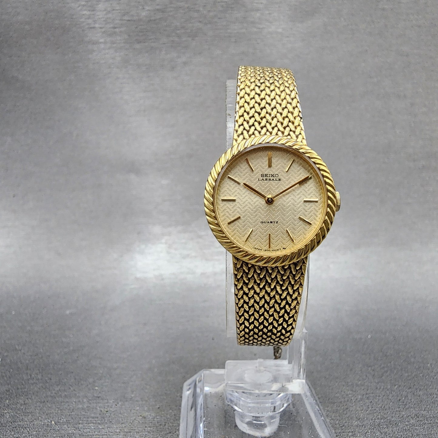 Seiko Lassale Watch Women 22mm Champagne Dial Gold Tone 14000479 New Battery5