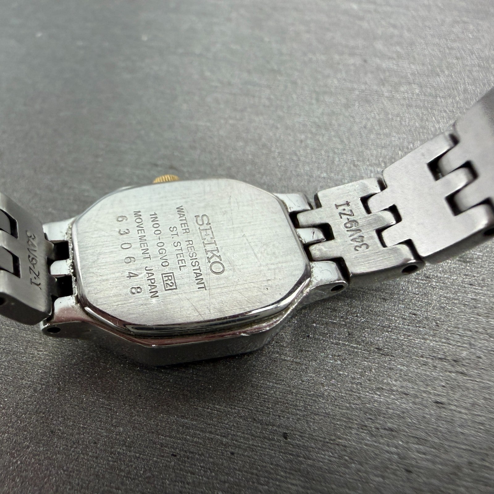Seiko Watch Women 16mm White Dial Two Tone Octagon 1N00-0GV0 New Battery Vintage9