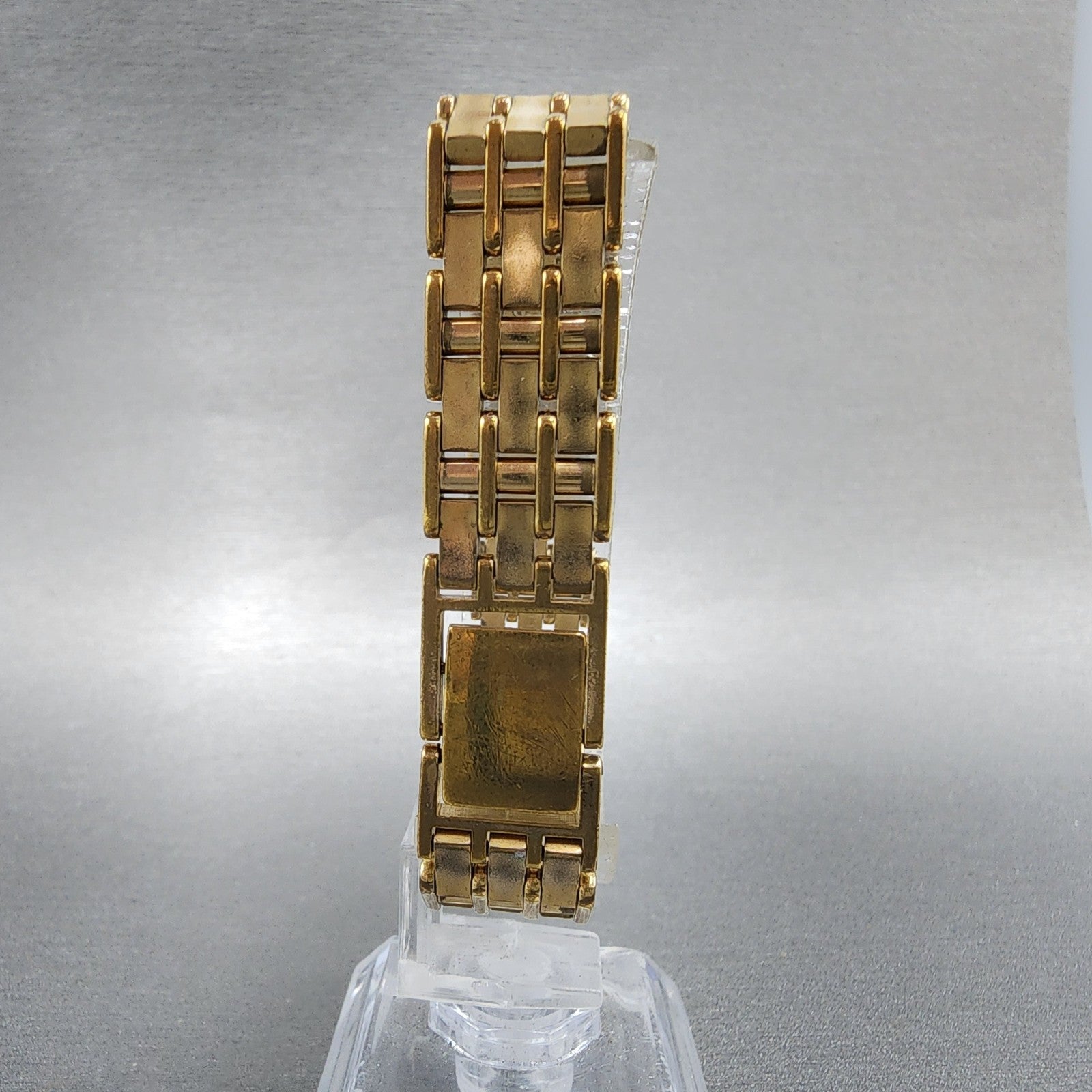 Bulova Tank Watch Women 14mm Gold Dial Gold Tone Diamond Bezel 90F26 New Battery7