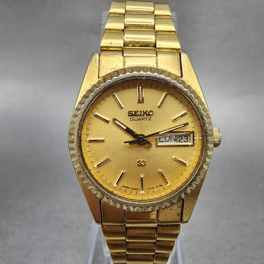 Seiko SQ Watch Women 25mm Gold Dial Gold Tone Daydate Round 2A230039 NewBat VTG0