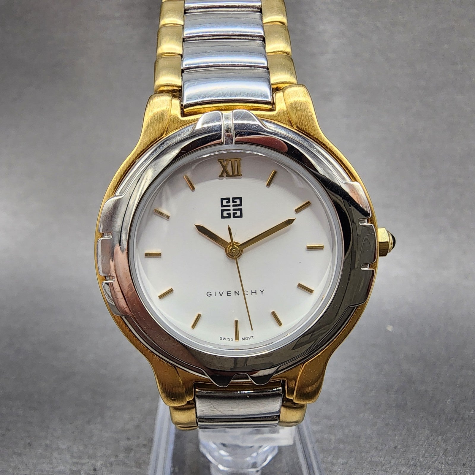 Givenchy Watch Women 34mm White Dial Two Tone Date Round New Battery0