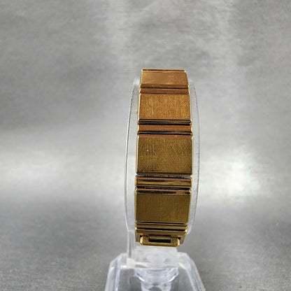Seiko Watch Women 14mm Gold Dial Gold Tone Square 1E205030 New Battery7