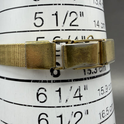 Seiko Watch Women 20mm Silver Dial Gold Tone Rectangle 16-5320 New Battery10