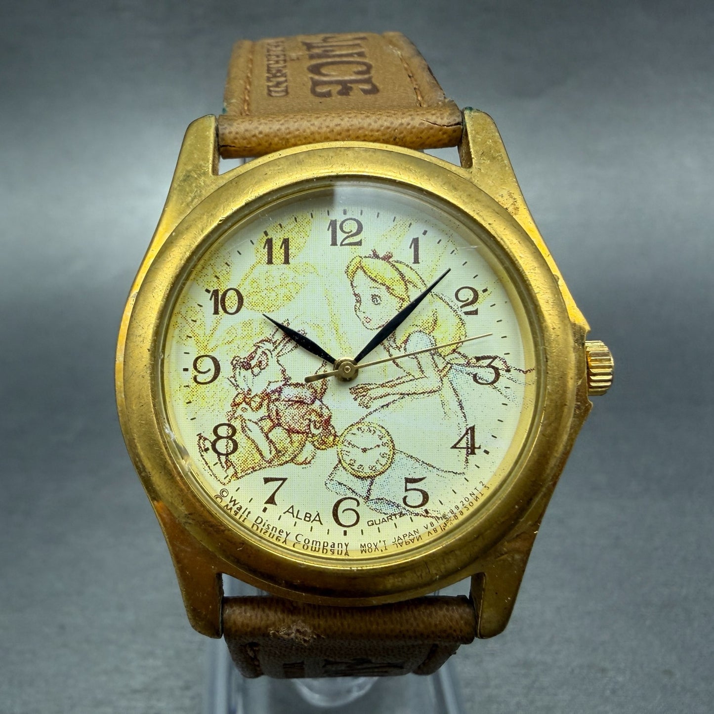 Seiko Alba Alice in Wonderland Watch Men 33mm Cream Dial Gold Tone New Battery0