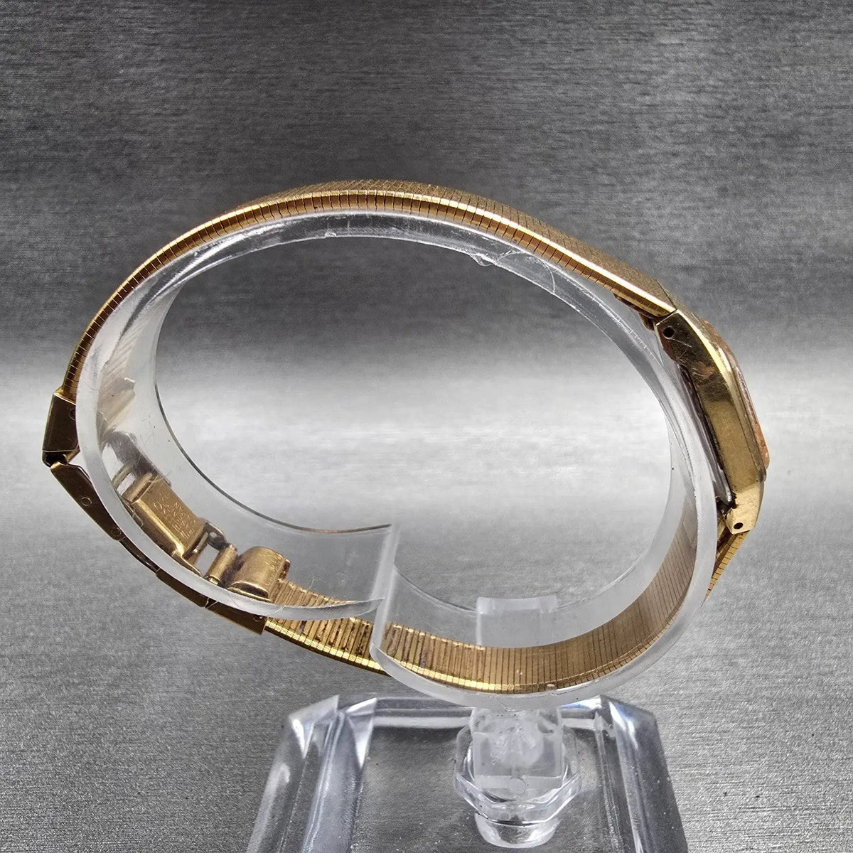 Seiko Watch Women 17mm Brown Dial Gold Tone Rectangle 2C20-5789 New Battery JP548