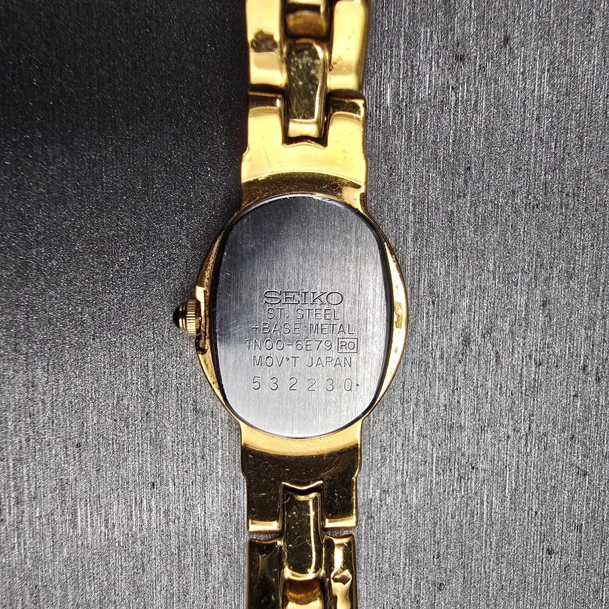 Seiko Watch Women 17mm MOP Dial Gold Diamond Bezel Oval 1N00-6E79 New Battery JP10