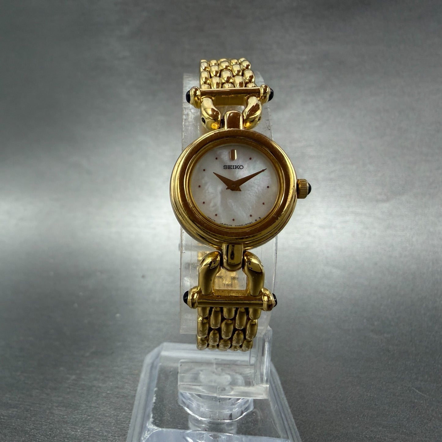 Seiko Watch Women 19mm MOP Dial Gold Tone Round 4N00-0588 New Battery Bracelet5