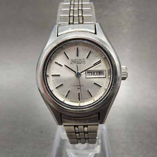 Seiko Automatic Watch Women 25mm Silver Dial Silver Tone Daydate 22050750 Runs0