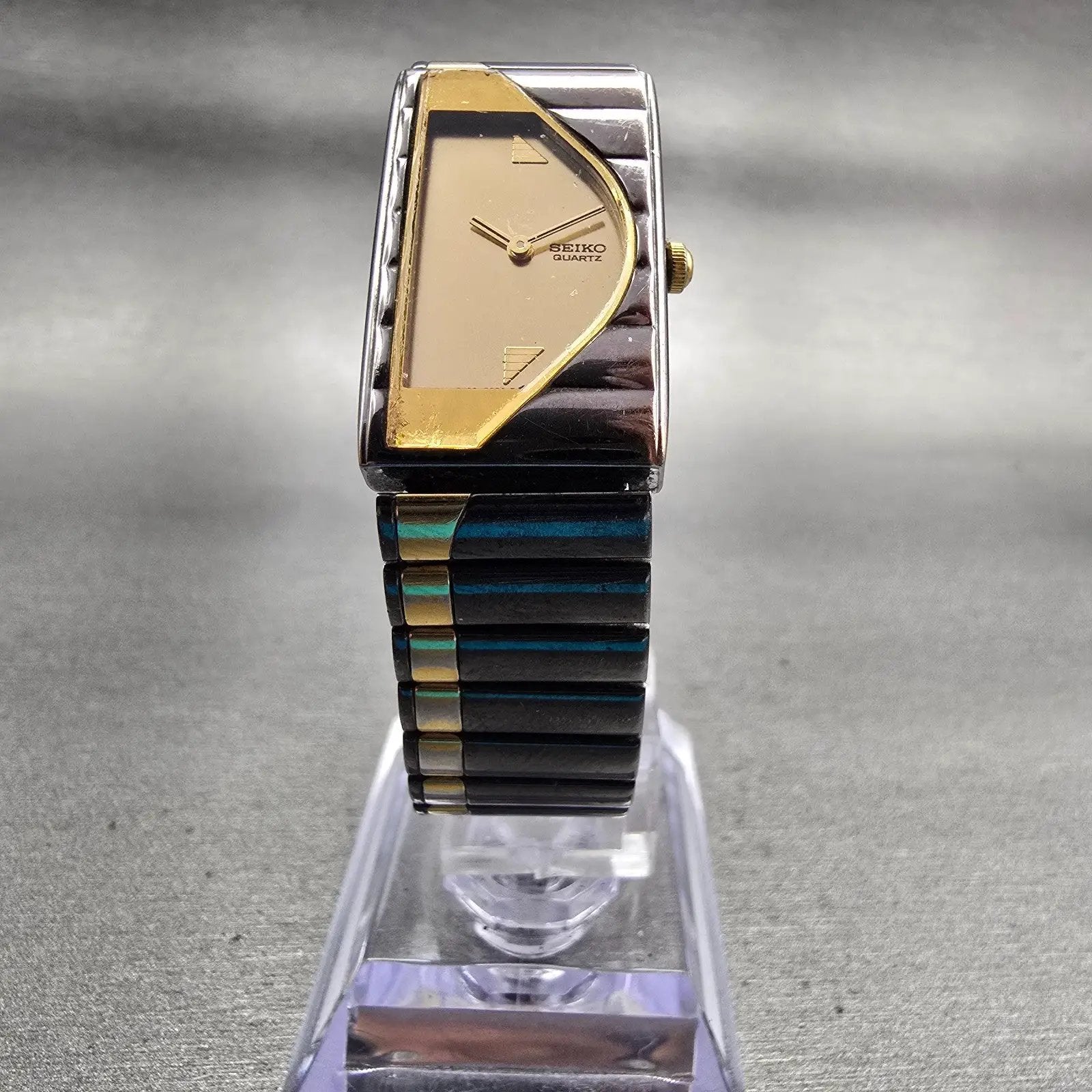Seiko Asymmetrical Watch Women 17mm Gold Dial Black & Gold Tone 2Y00-5G29 NewBat5