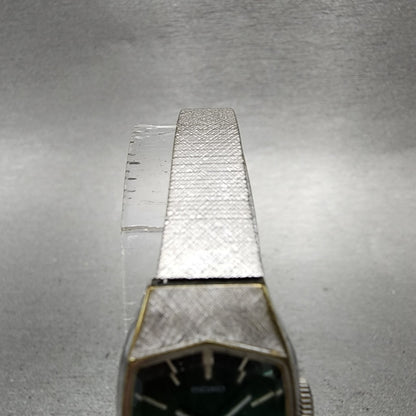 Seiko Watch Women 17mm Green Dial Silver Tone Rectangle 114480 PARTS VTG5