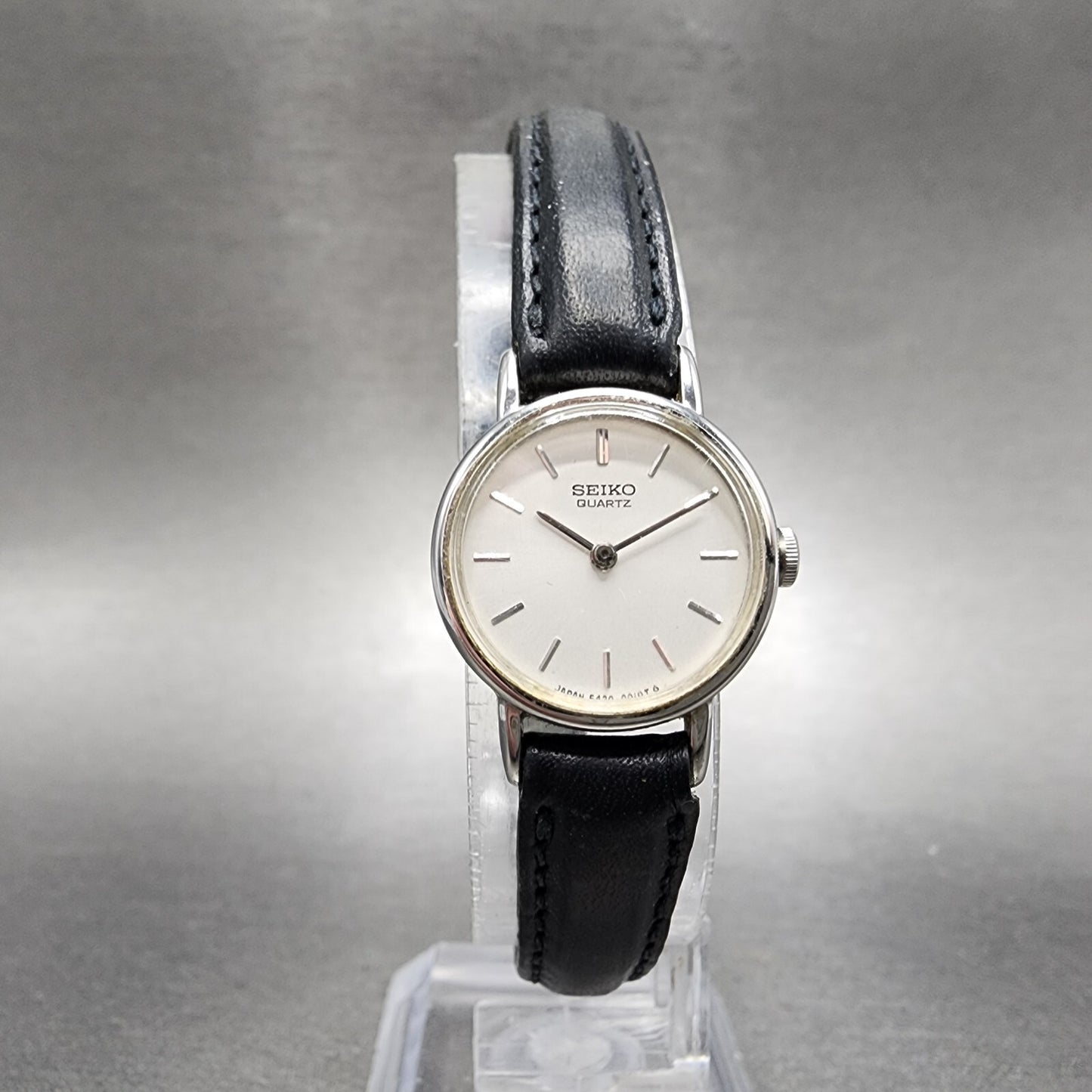 Seiko Watch Women 19mm White Dial Silver Tone Round 54200019 New Battery5