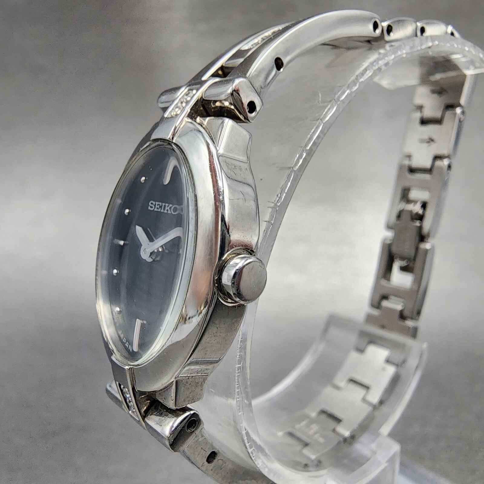 Seiko Watch Women 17mm Black Dial Silver Tone Diamond Accents 1N000KG0 New Batt2