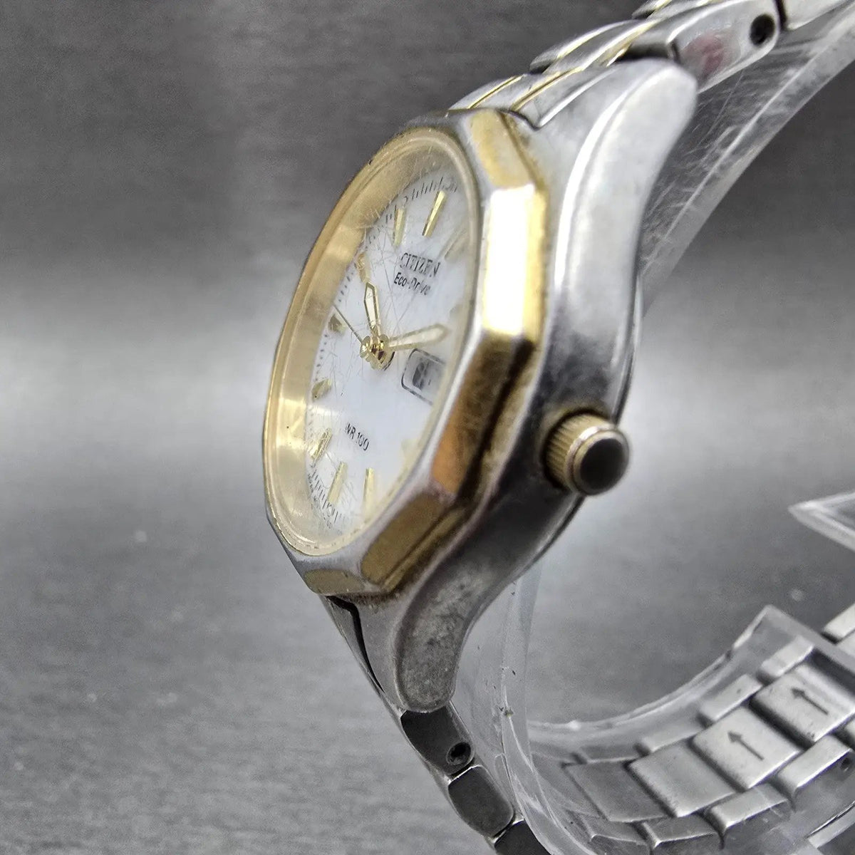 Citizen Eco-Drive Watch Women 26mm White Dial Two Tone Daydate E001-S053480 RunR3
