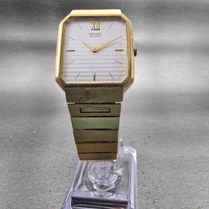 Seiko Watch Men 26mm White Dial Gold Tone Rectangle 5P30-5299 New Battery VTG5