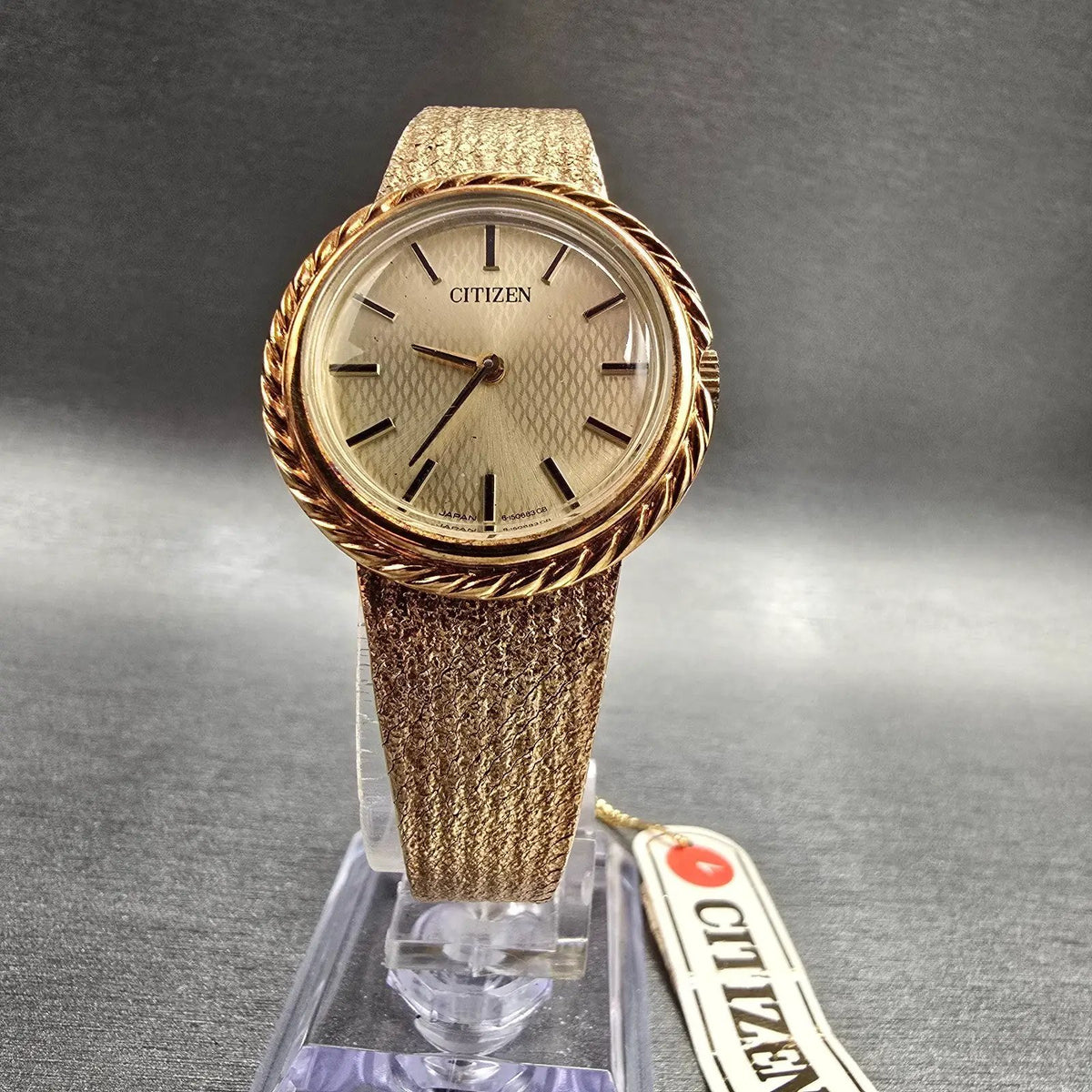 Citizen Watch Women 28mm Champagne Dial Gold Tone Round 4-1509966k Manual Wind5
