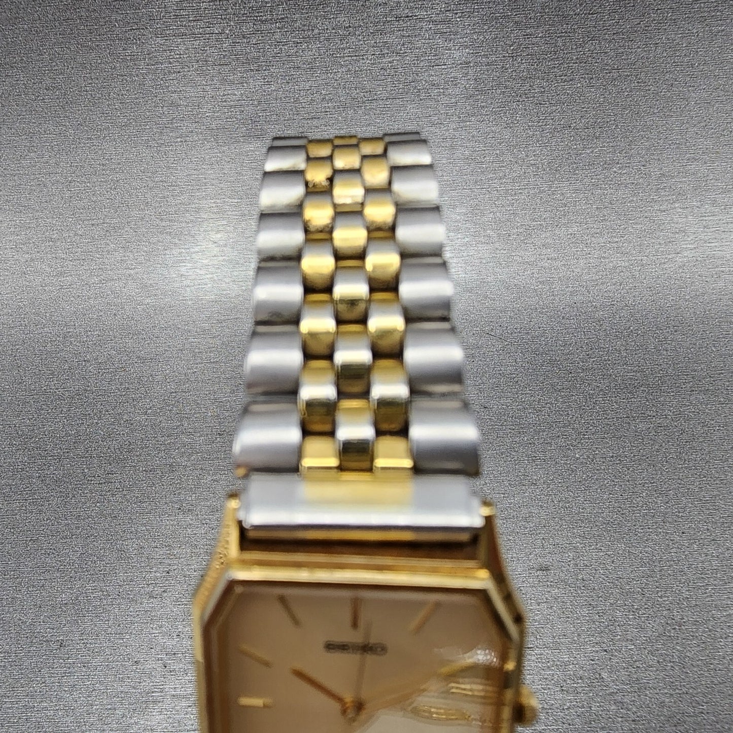 Seiko Tank Watch Men 25mm Champagne Dial Twotone Rectangle 5e315a00 New Battery4