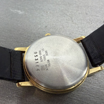 Seiko Watch Women 26mm Red Dial Gold Tone Round 1N00-0A29 New Battery Leather9