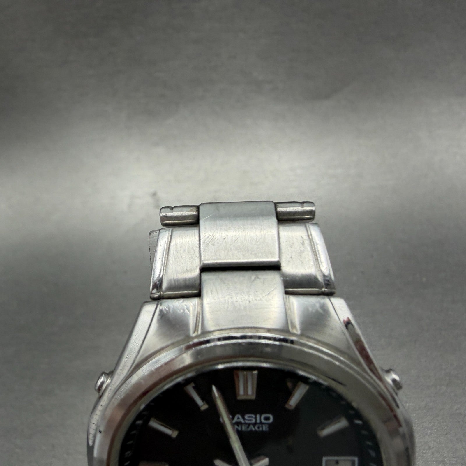 Casio Lineage Watch men 38mm Black Dial Steel Date Round Solar LIW-120 Runs4