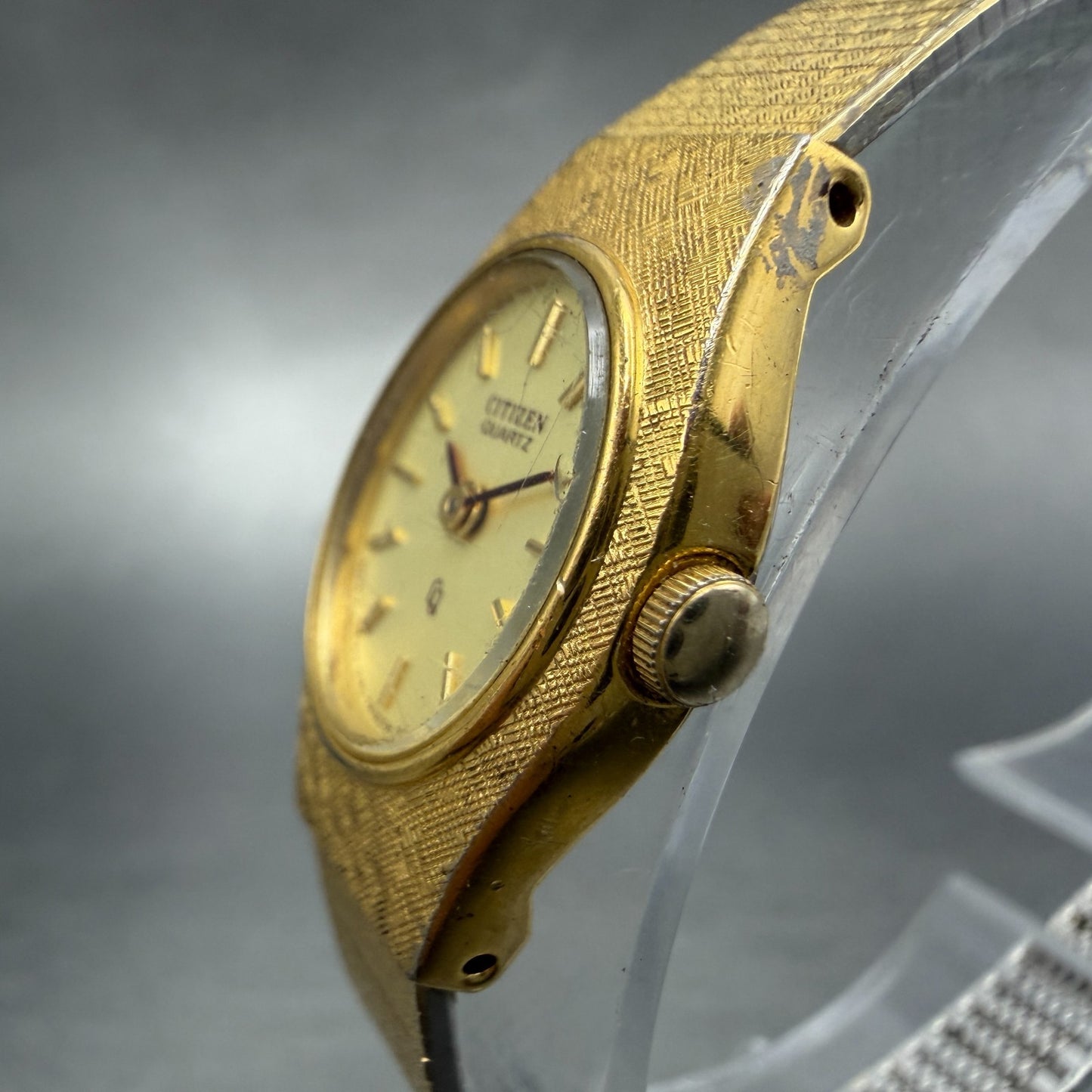 Citizen CQ Watch Women 17mm Champagne Dial Gold Tone Oval 3220-S02287 NewBattery2