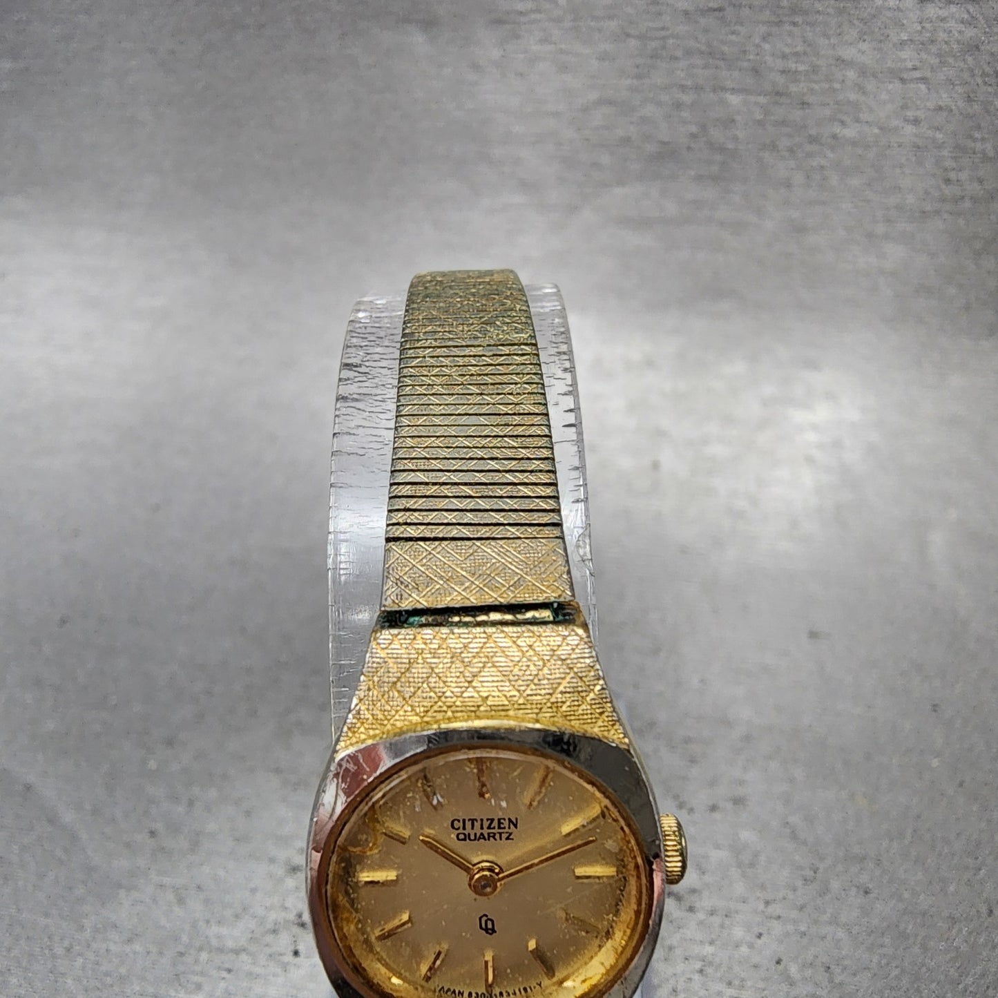 Citizen CQ Watch Women 18mm Cream Dial Gold Tone Round 4832779 New Battery5