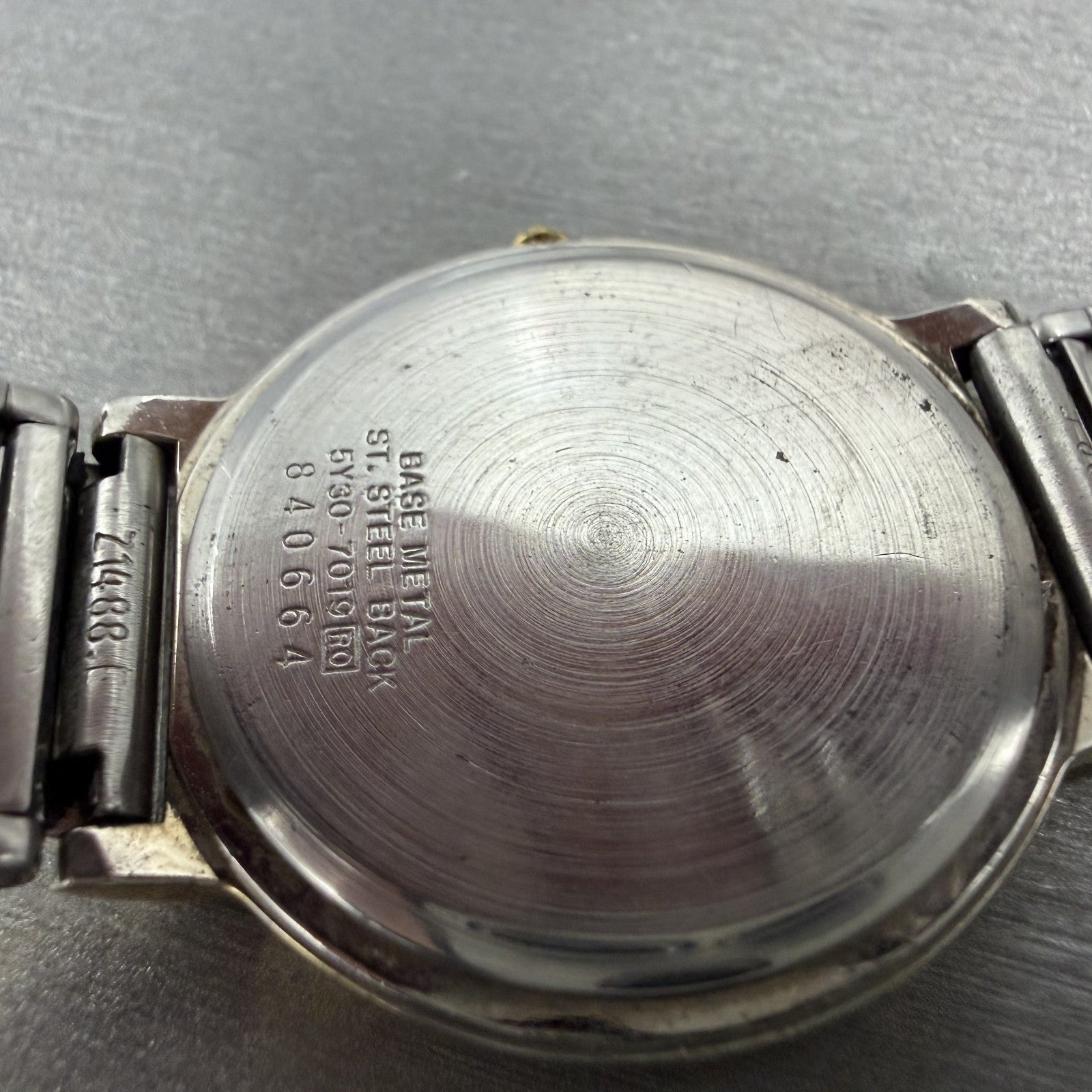 Seiko Watch Men 33mm Gray Dial Two Tone Round Vintage 5Y30-7019 New Battery9