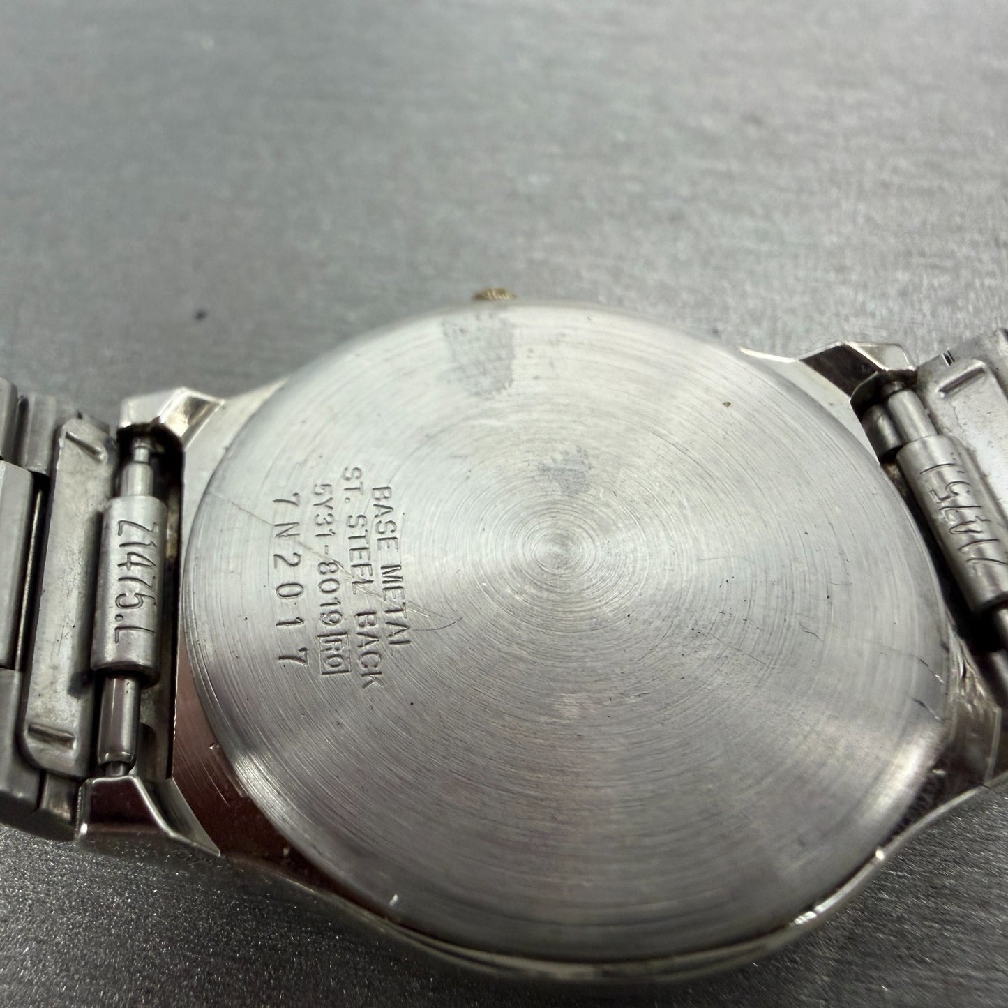 Seiko Watch Men 32mm Silver Dial Silver Tone Round 5Y31-8019 New Battery VTG9