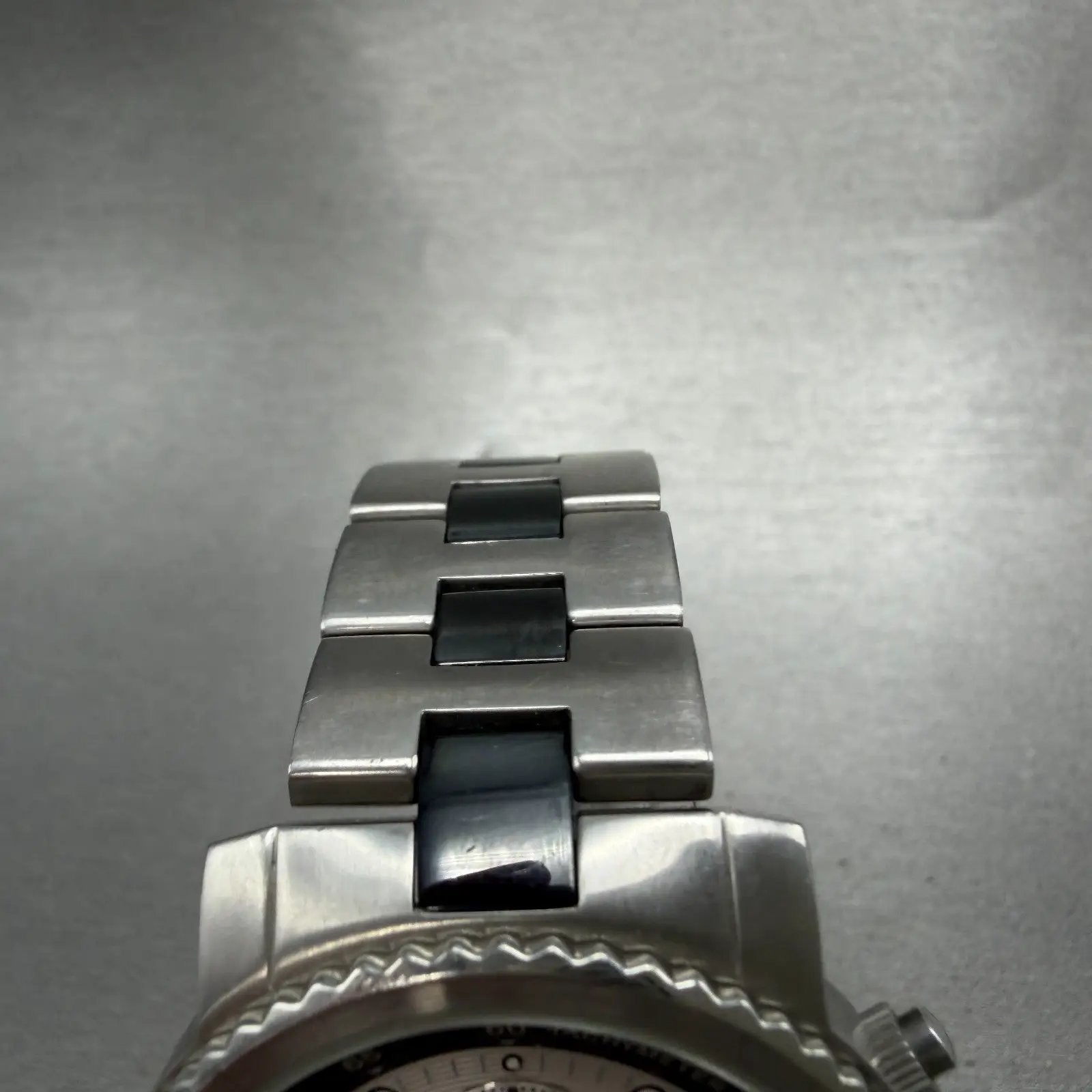 48018764