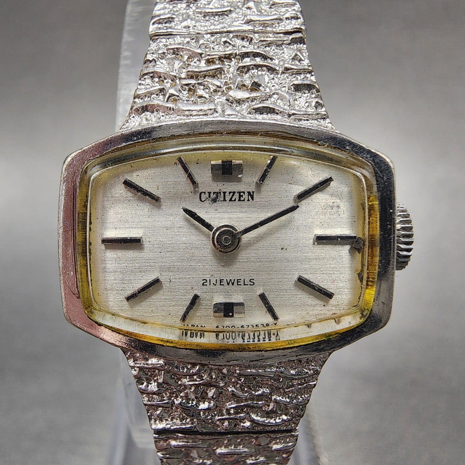 Citizen Watch Women 22mm Silver Dial Gold Plated Rectangle Manual Wind Runs1