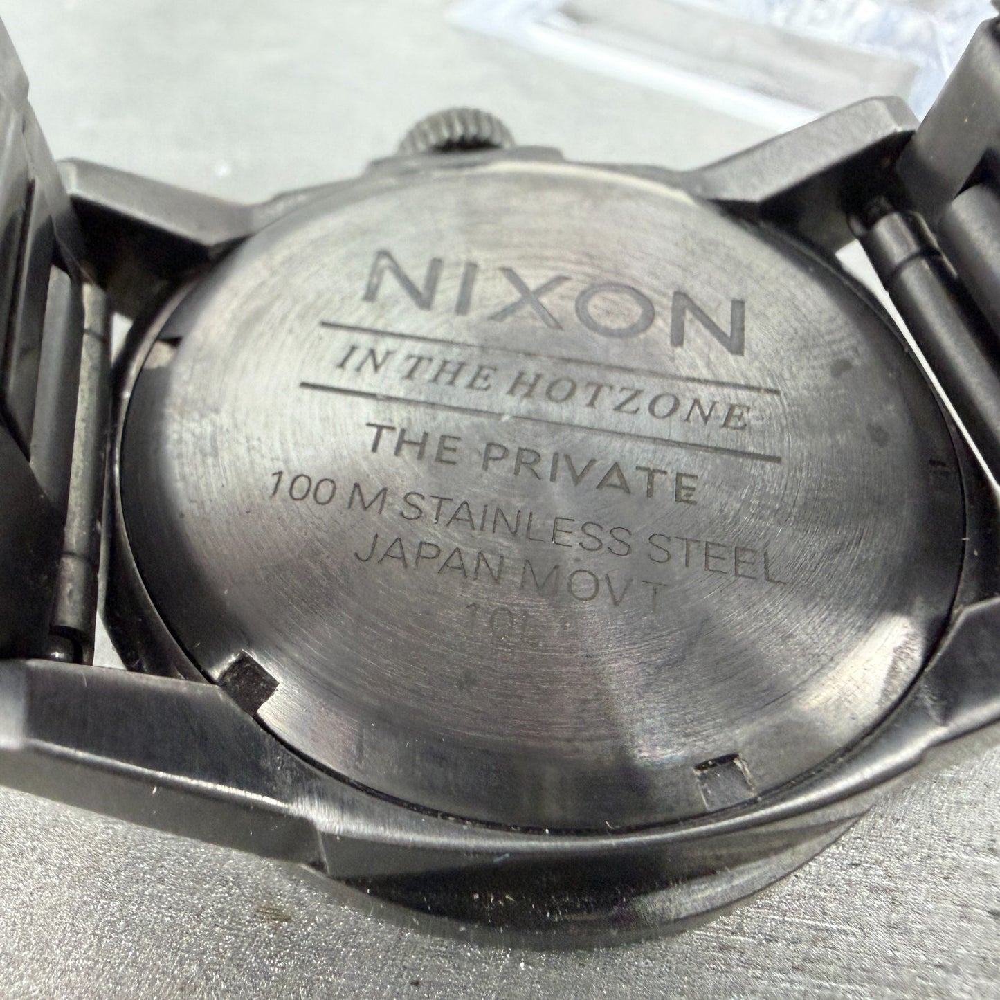 Nixon The Private Watch Men 42mm Black Dial Black Tone Round Bracelet new Batt9