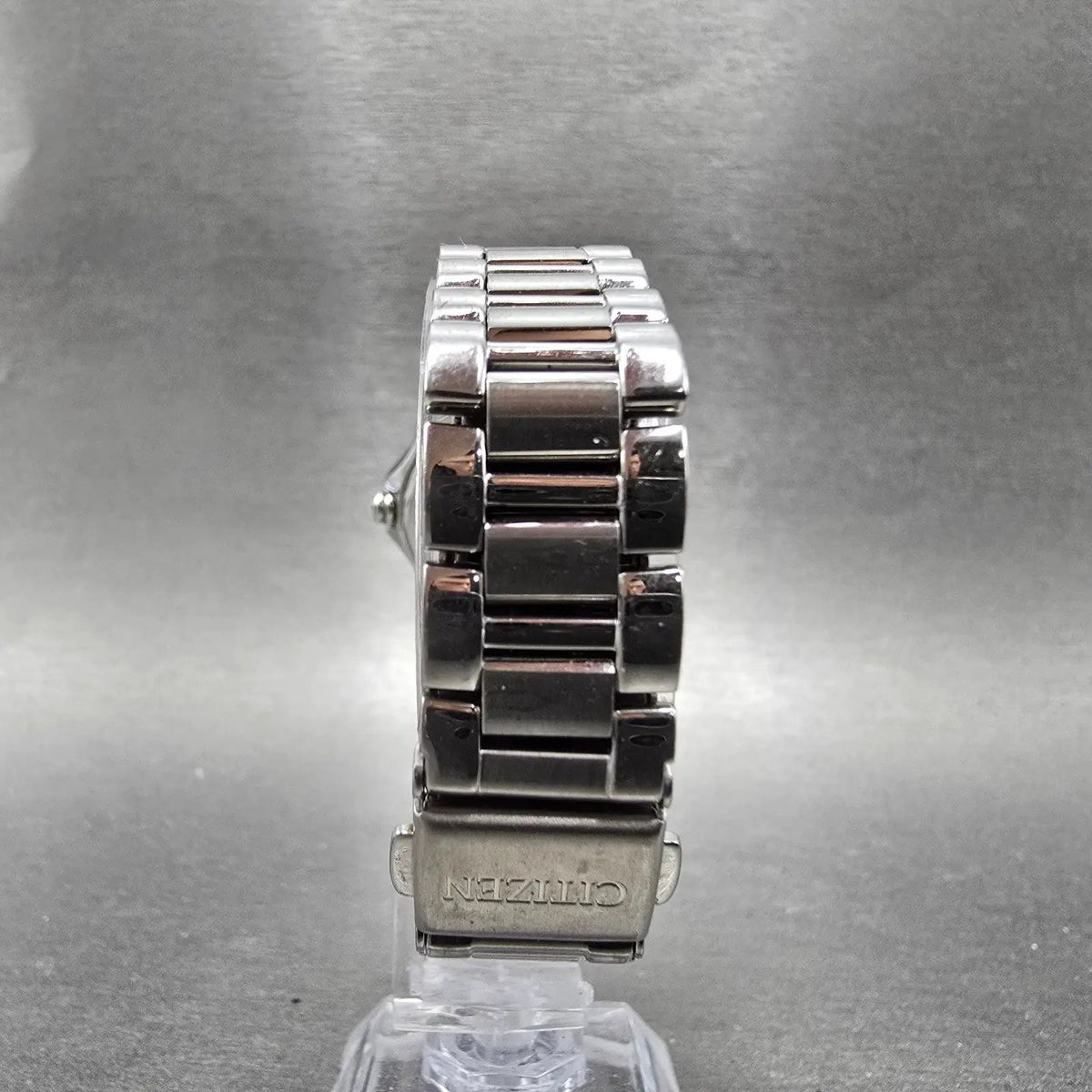 Citizen Eco-Drive Watch Women 26mm MOP Dial Silver Tone Gemmed E011-S043697 RunL7
