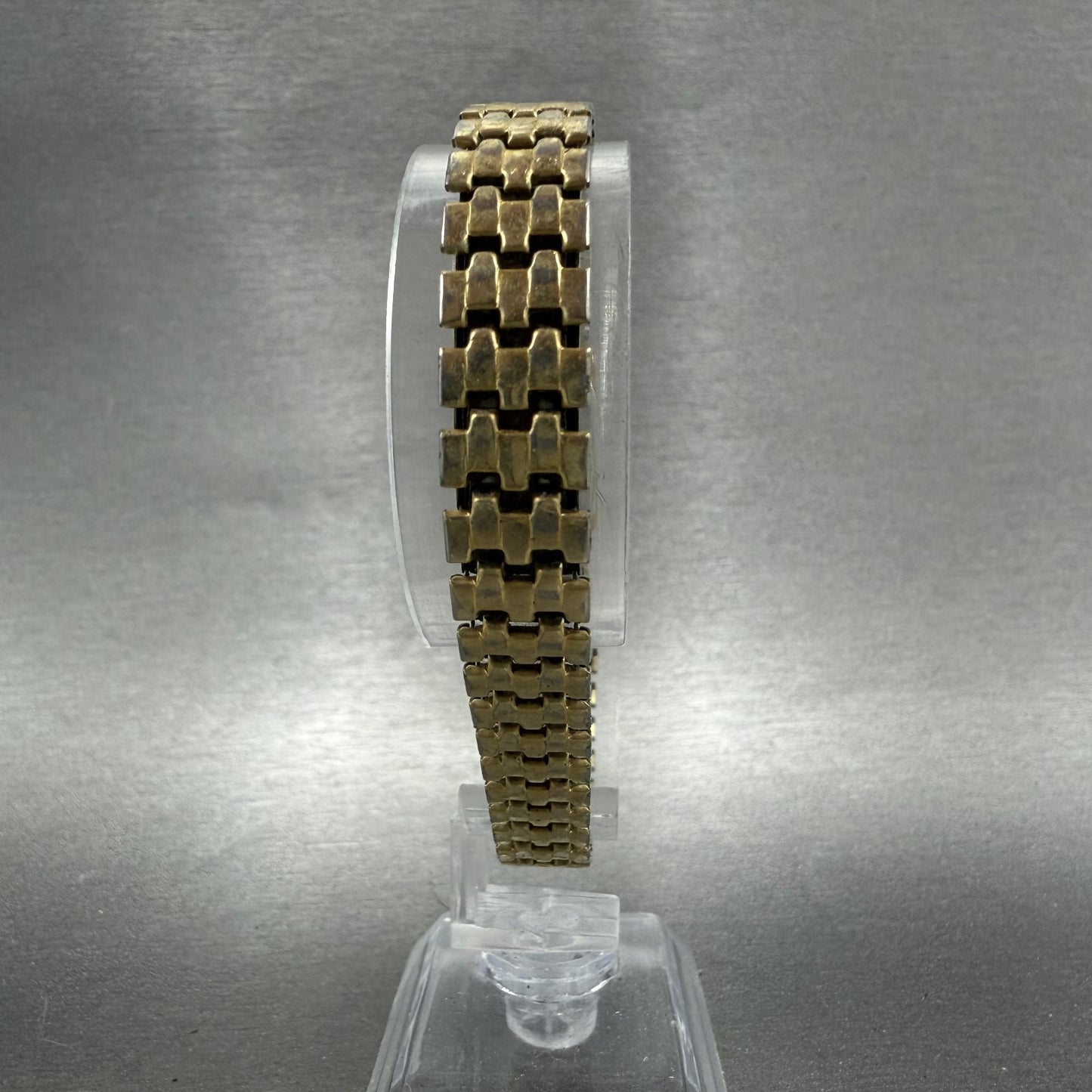 Seiko Tank Watch Women 12mm Black Dial Gold Tone Rectangle 2E20-6429 New Battery7