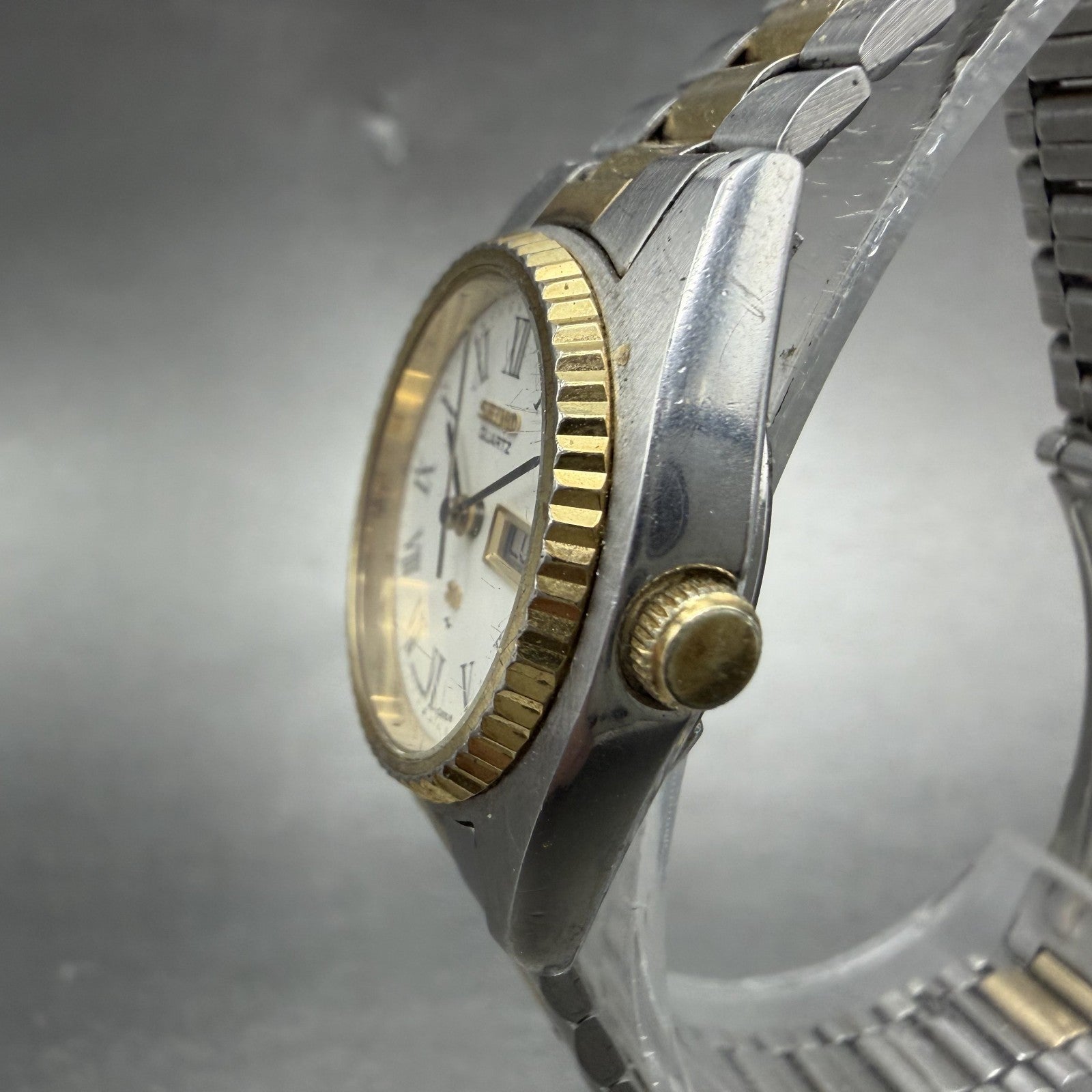Seiko SQ Watch Women 25mm White Dial Two Tone Daydate 2626-0159 READ New Battery2