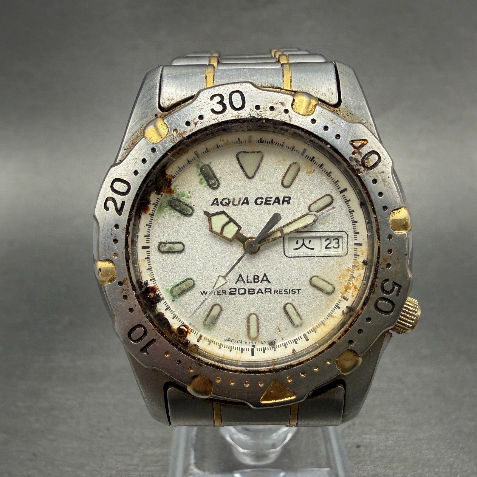 Seiko Alba Aqua Gear Watch Men 37mm Silver Dial Two Tone Daydate New Battery VTG0