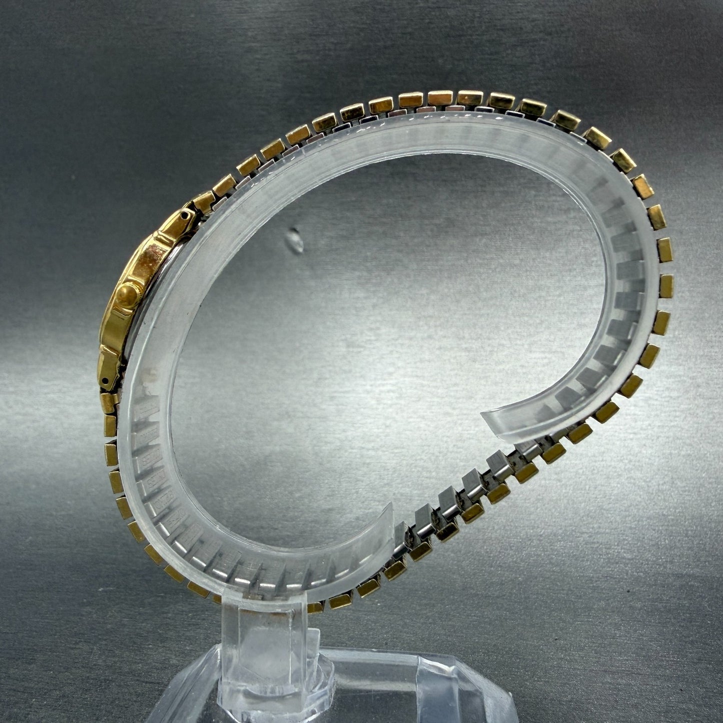 Seiko Watch Women 17mm Champagne Dial Gold Tone Rectangle 2Y00-5028 New Battery66