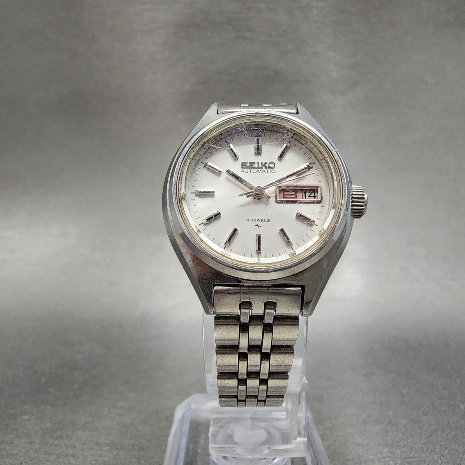 Seiko Automatic Watch Women 25mm White Dial silver Tone Round Daydate 220604805