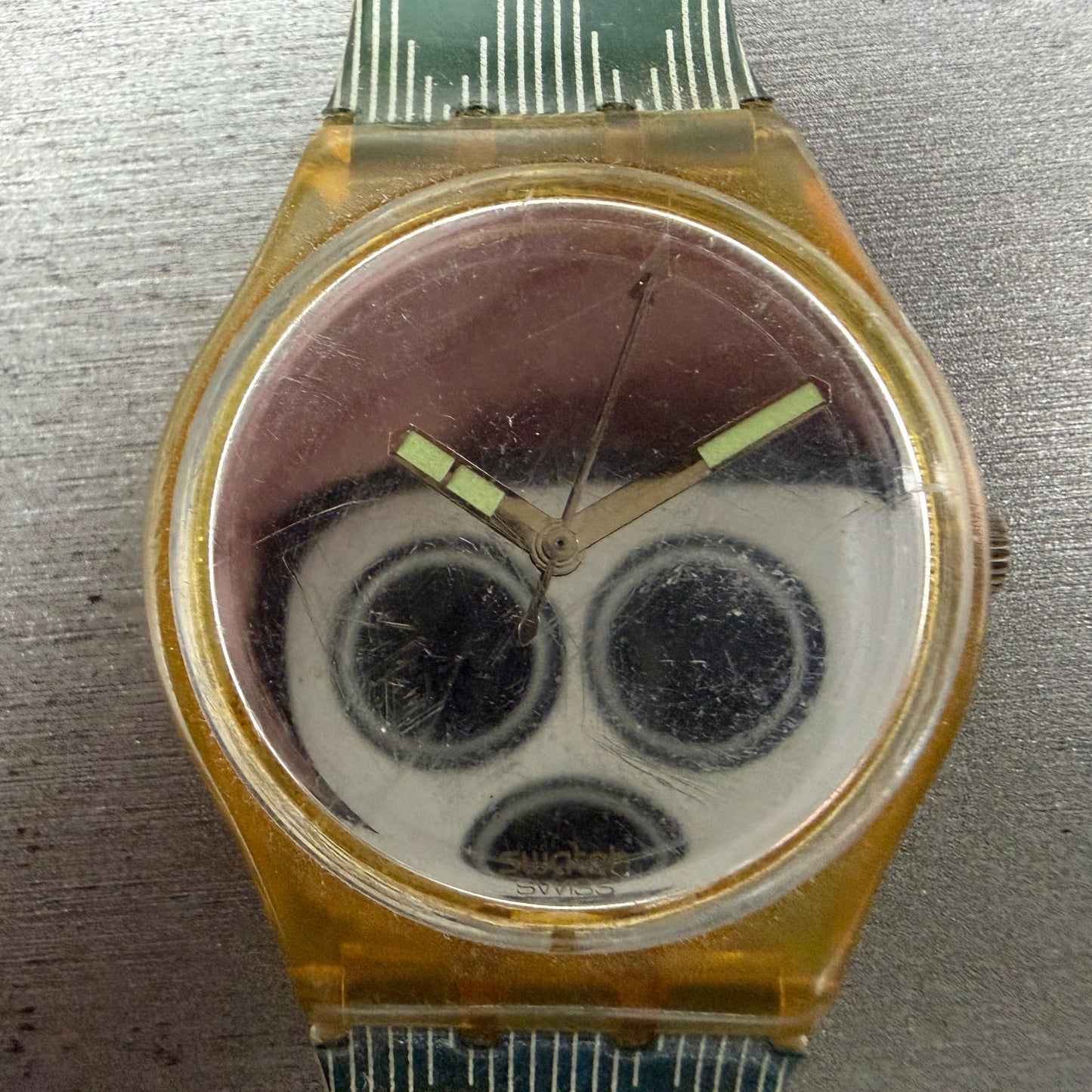 Swatch SnowWhite Watch Unisex 34mm Silver Dial Yellow Case READ!! New Batt GK1042